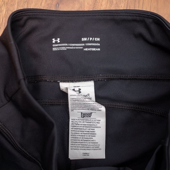 Black Under Armour Women's HeatGear Ankle Leggings - Small - Picture 7 of 10